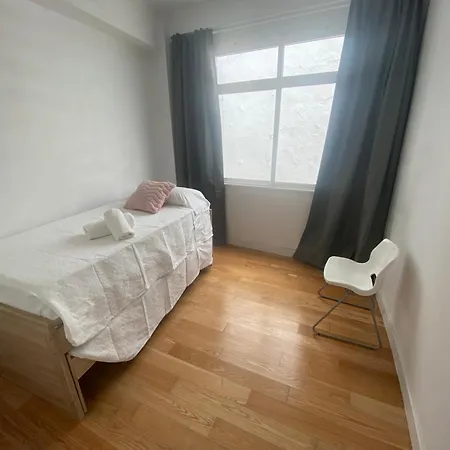 Paz Atlantica, Centro De A Coruna